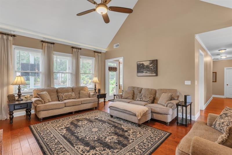 1006 Silver Thorne Drive