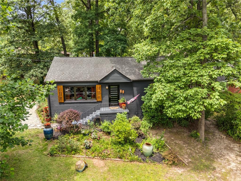 2468 Fallview Terrace