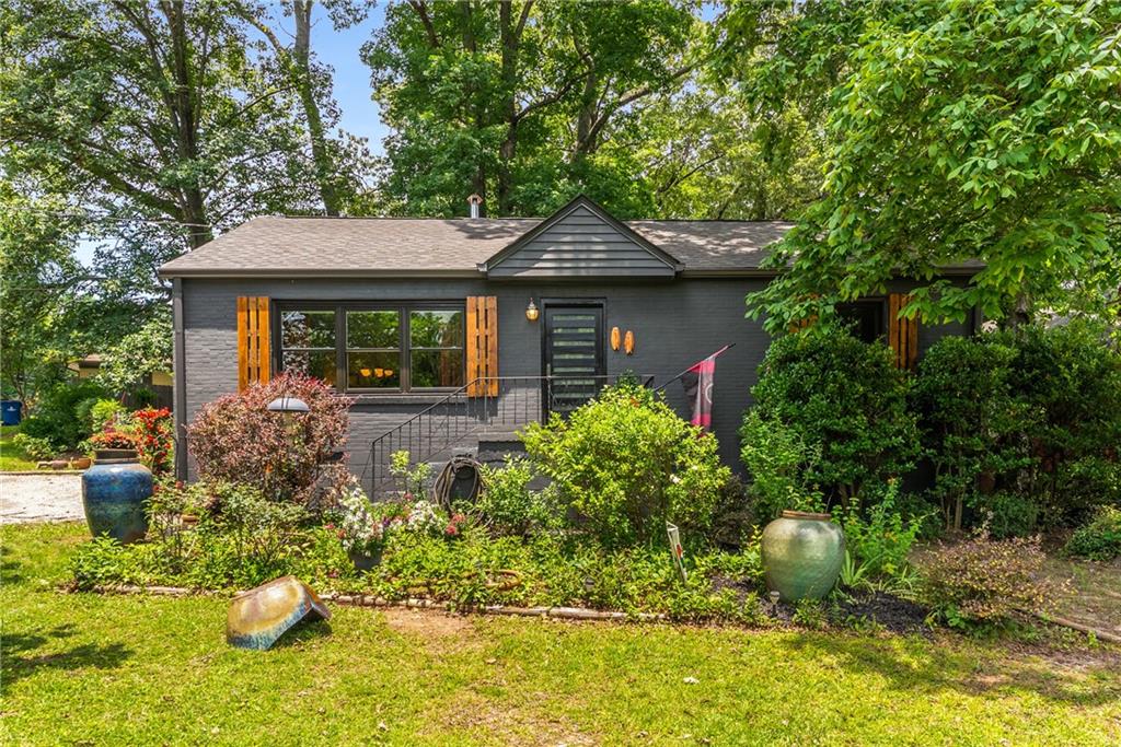 2468 Fallview Terrace