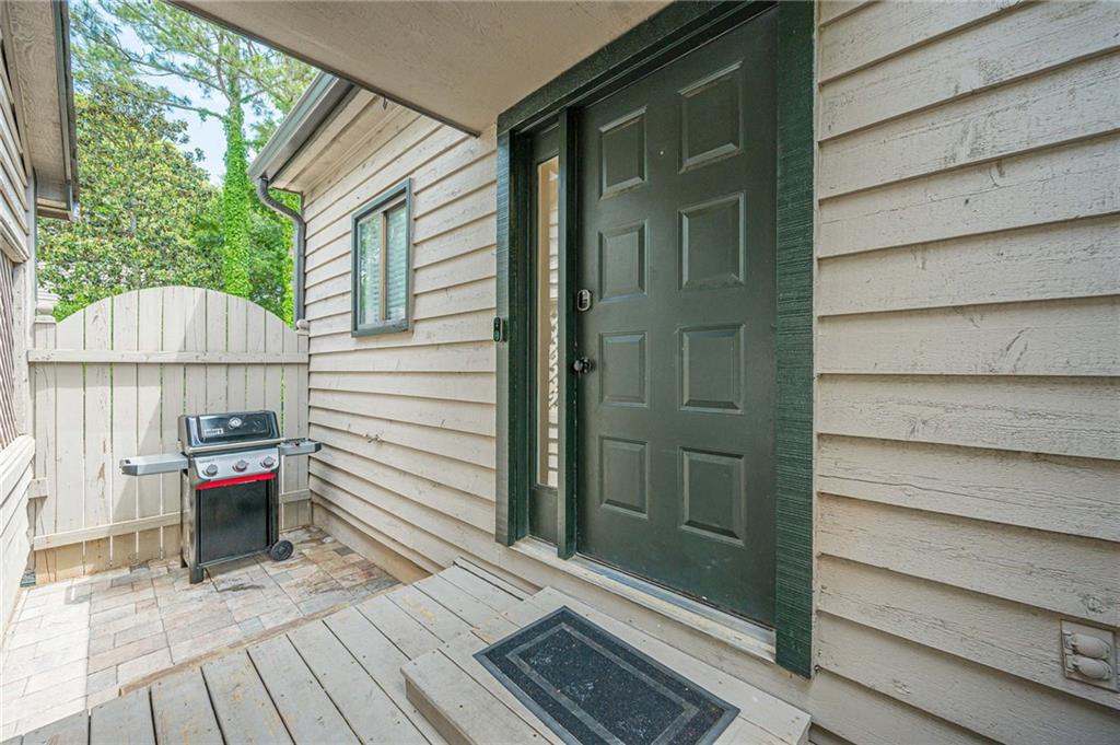 526 Gardenia Lane