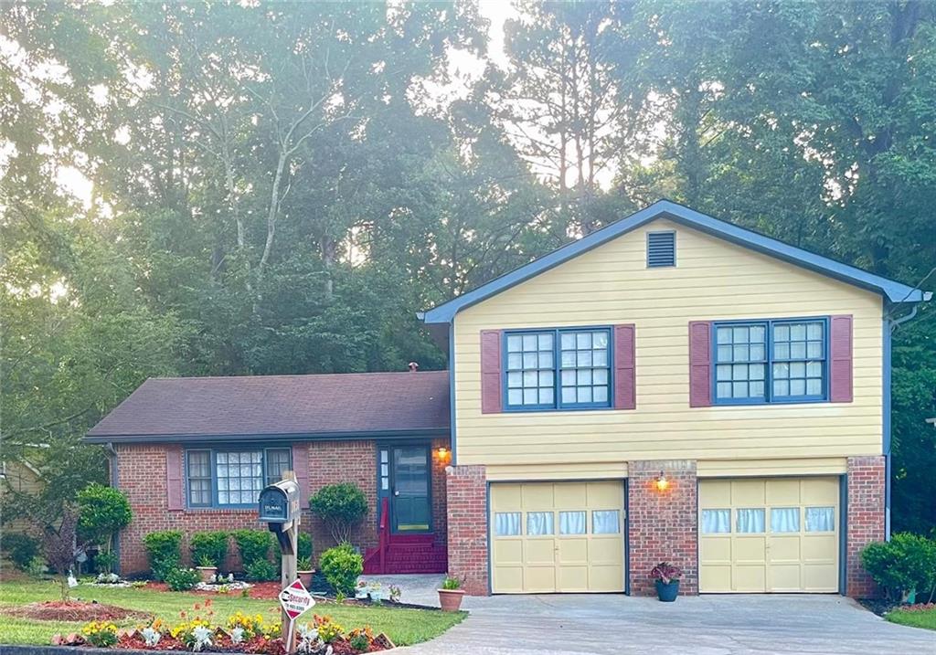 Welcome home!! This is it!!! Spacious home inside and out with room for everyone!!!! Bedrooms and living space offers comfort for all. Sitting on half an acre allow for private entertaining on deck and roomy backyard. Come and see for yourself. You won't be disappointed.