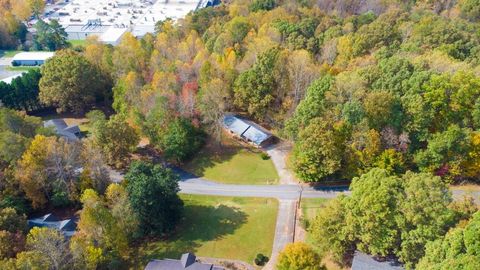 A home in Dahlonega