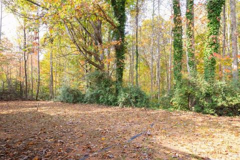 A home in Dahlonega