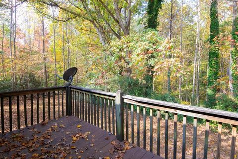 A home in Dahlonega