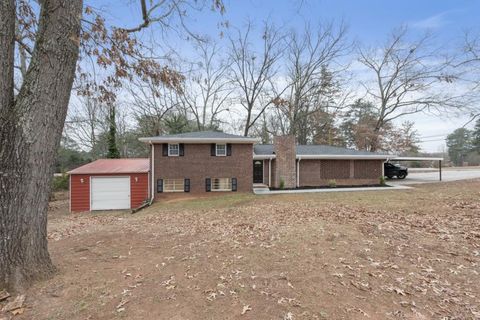 A home in Douglasville