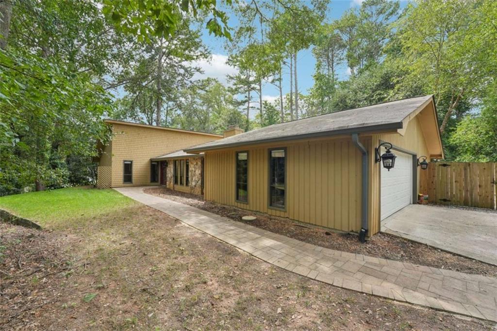 382 Greenfield Court