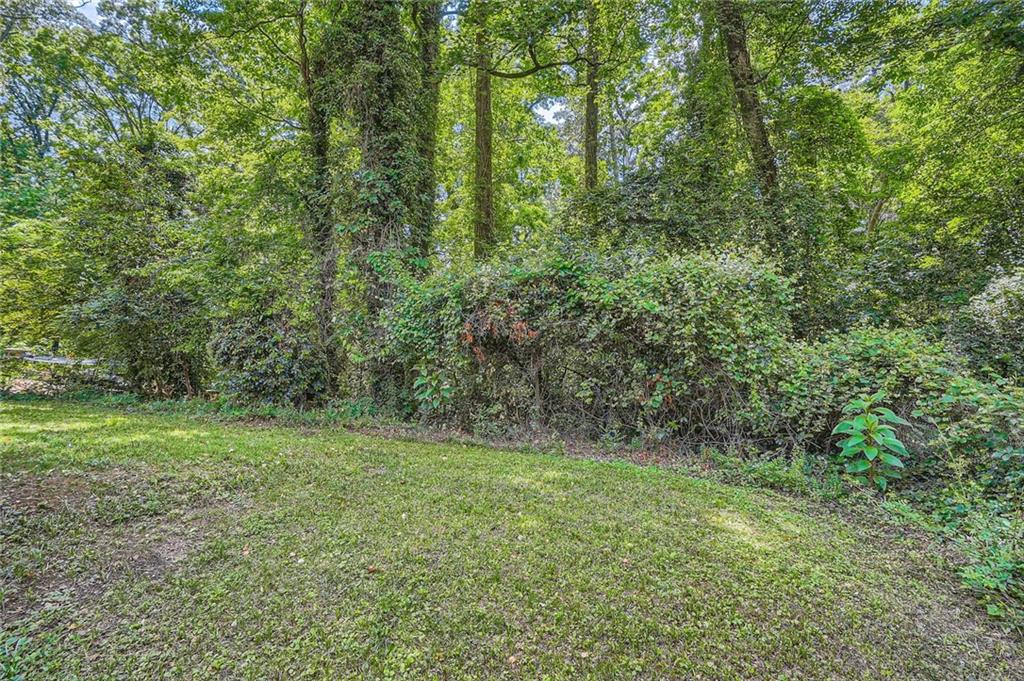 2648 Woodacres Road, Atlanta, Georgia image 27