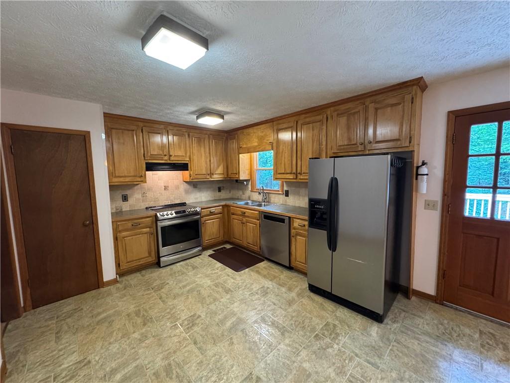 328 West Lane