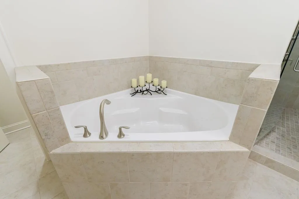 Alpharetta, Georgia 30005, United States, 4 Bedrooms Bedrooms, ,4 BathroomsBathrooms,Residential,Active,29655