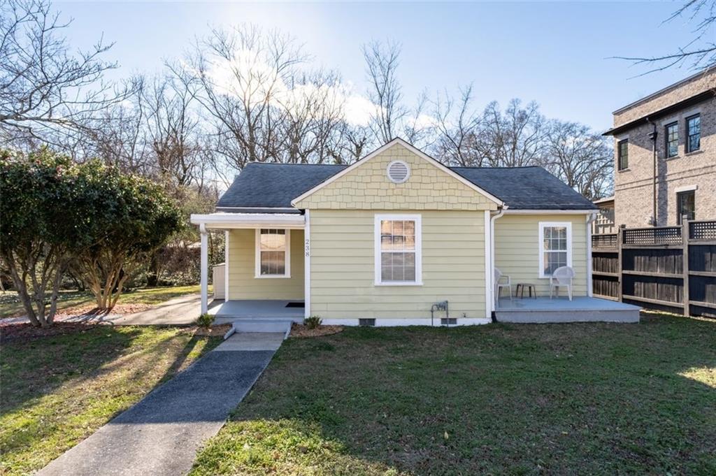 238 Crescent Circle SW