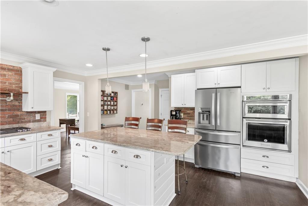 1645 Oakfield Lane, Roswell, Georgia image 11