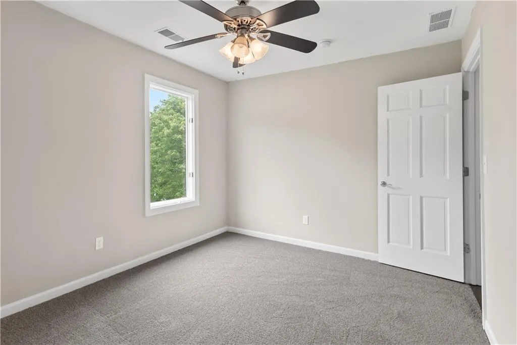 Roswell, Georgia 30075, United States, 5 Bedrooms Bedrooms, ,5 BathroomsBathrooms,Residential,Active,142481