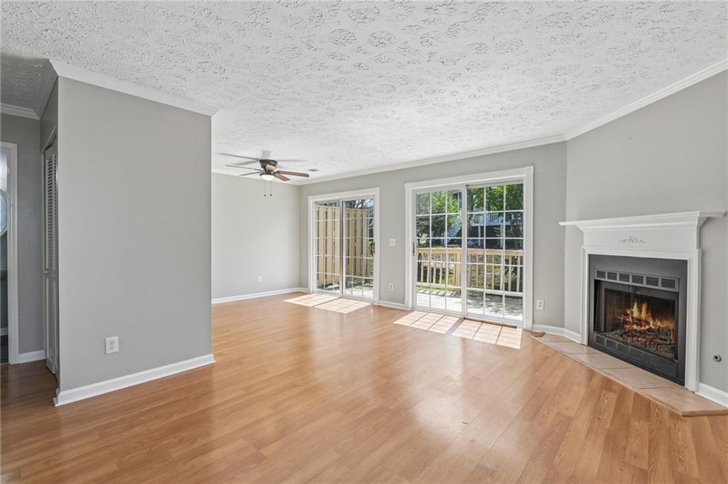 388 Oak Harbor Trail