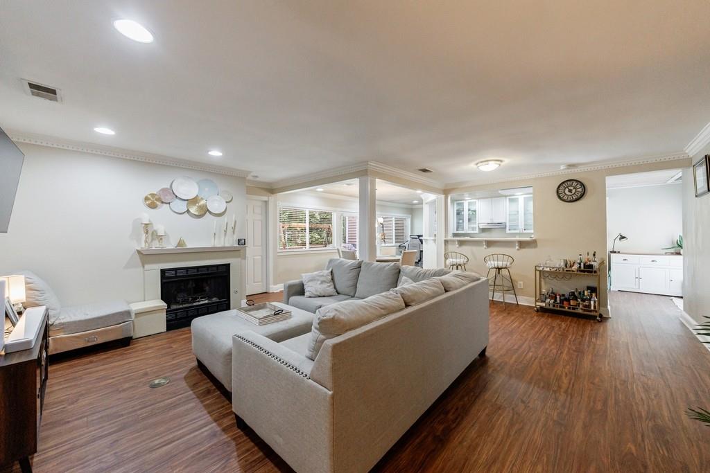 44 Dunwoody Springs Drive