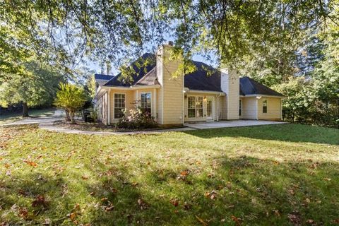 A home in Mcdonough