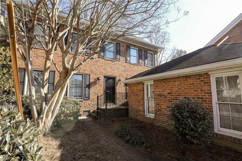 3122 Henderson Walk