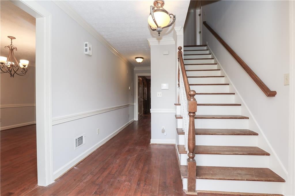 3122 Henderson Walk