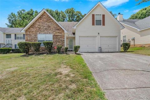 A home in Ellenwood