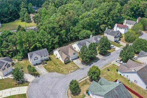 A home in Ellenwood