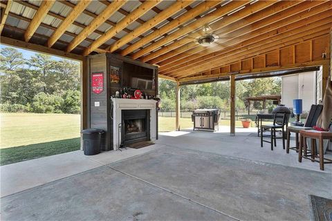 A home in Senoia