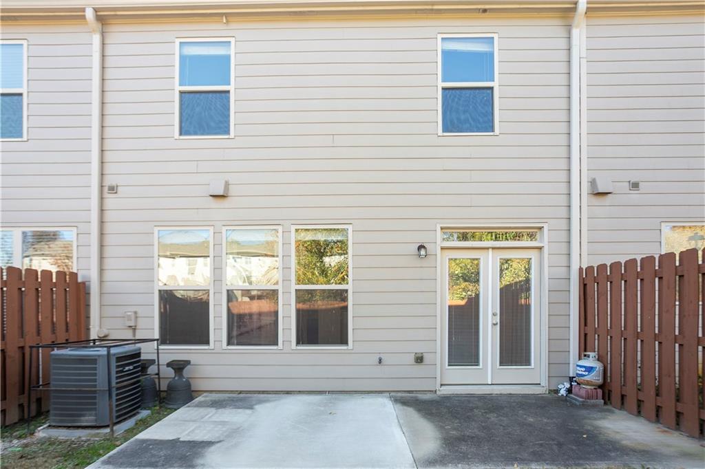 Whiteoak Preserve - Residential Lease