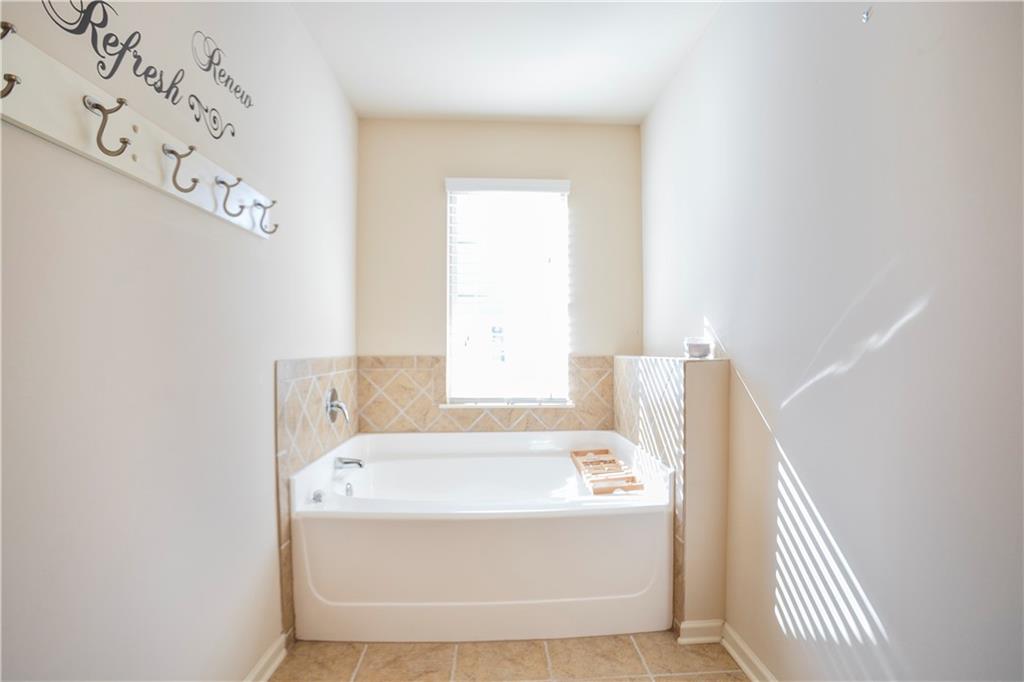 Whiteoak Preserve - Residential Lease