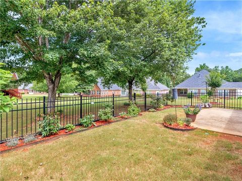 A home in Mcdonough