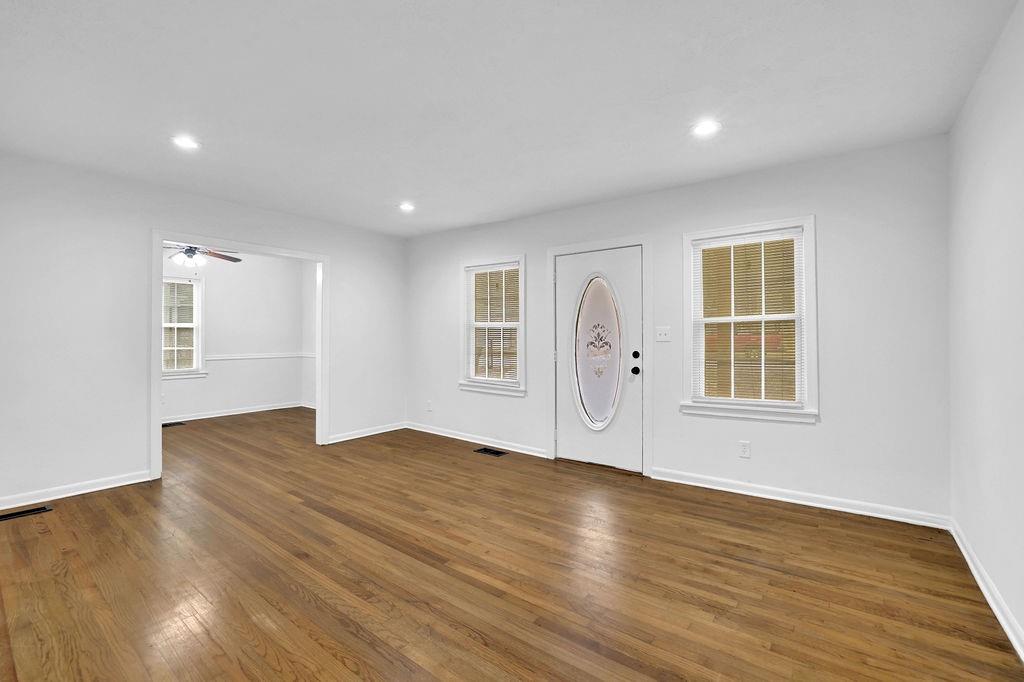 788 Richard Street NE