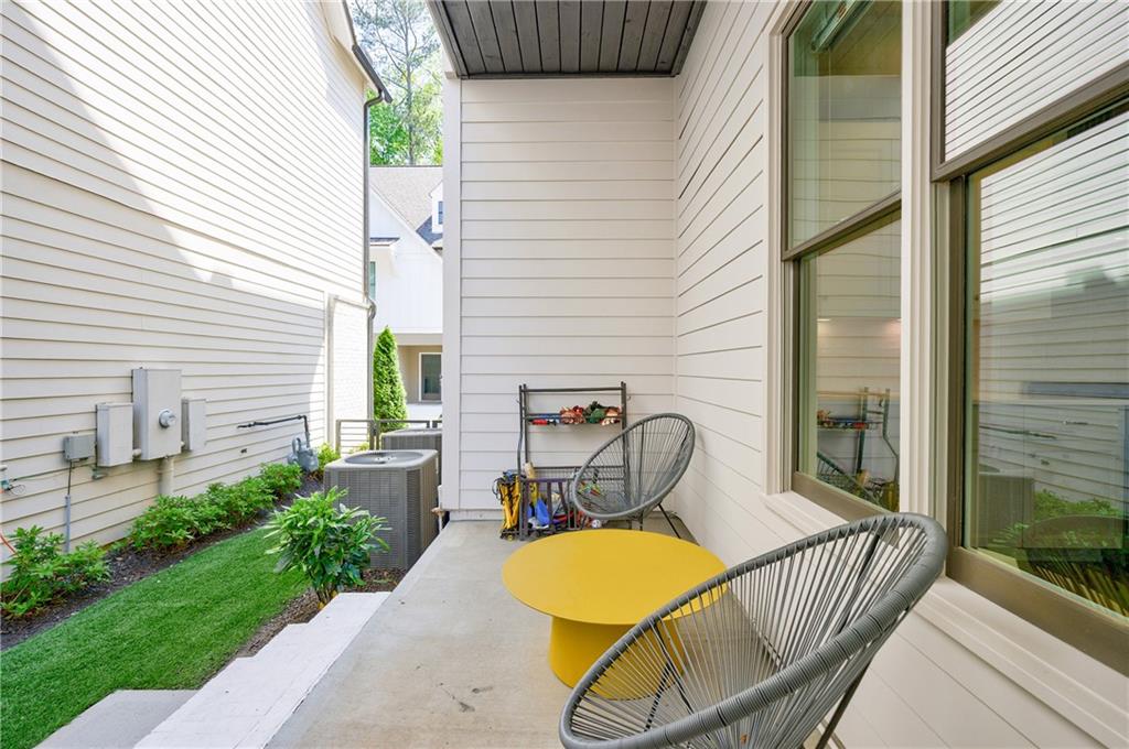 4046 Hazel Nut Lane, Atlanta, Georgia image 47