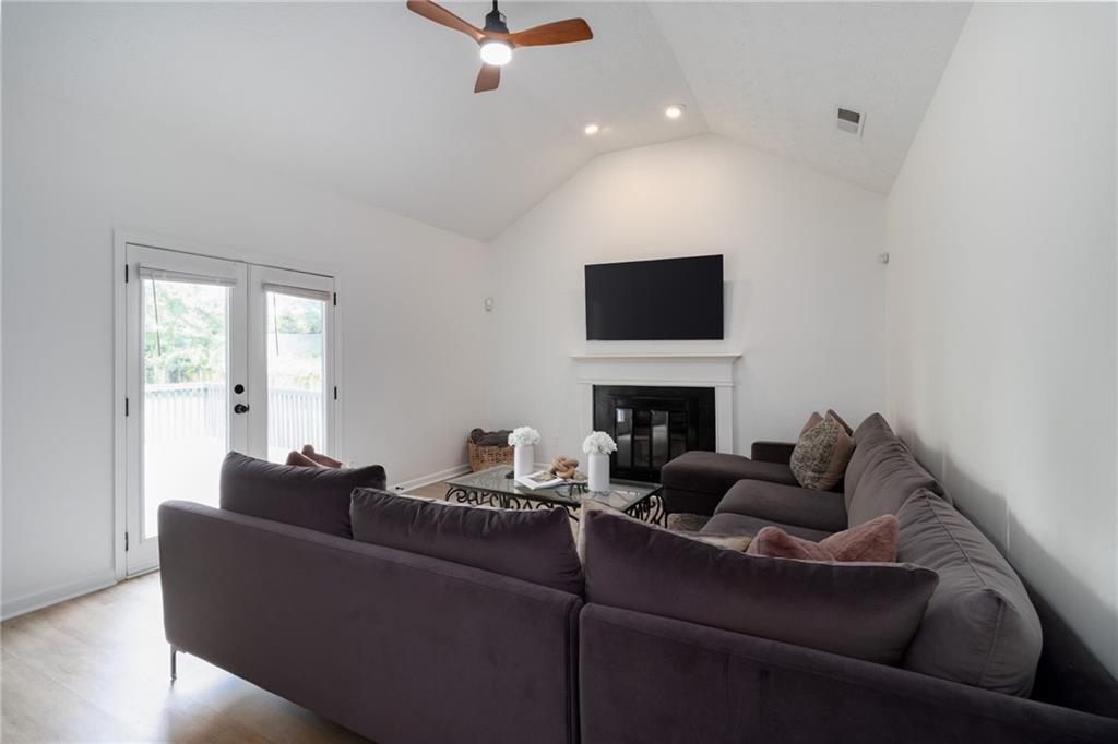 Eagle Point - Residential