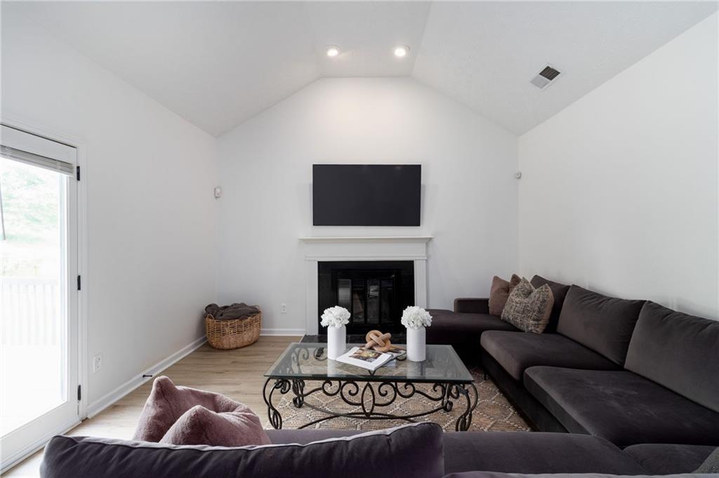 Eagle Point - Residential