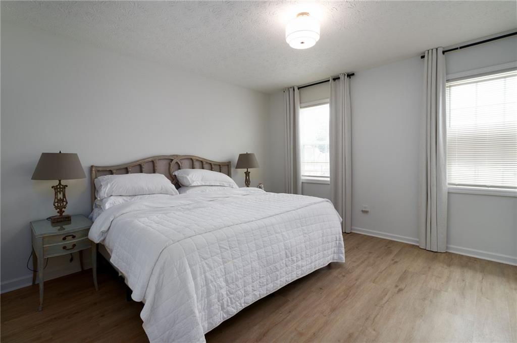 Eagle Point - Residential