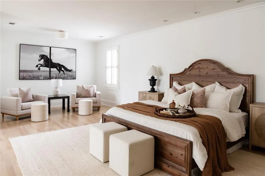 Alpharetta, Georgia 30004, United States, 5 Bedrooms Bedrooms, ,6 BathroomsBathrooms,Residential,Active,222923