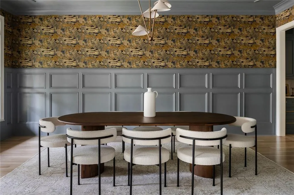 Alpharetta, Georgia 30004, United States, 5 Bedrooms Bedrooms, ,6 BathroomsBathrooms,Residential,Active,222923