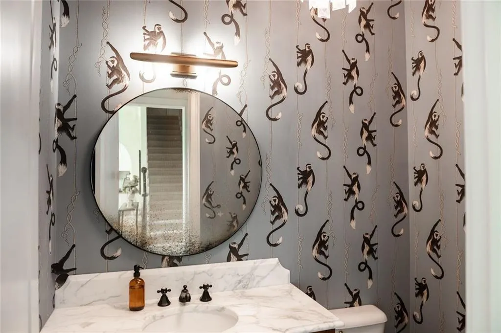 Alpharetta, Georgia 30004, United States, 5 Bedrooms Bedrooms, ,6 BathroomsBathrooms,Residential,Active,222923