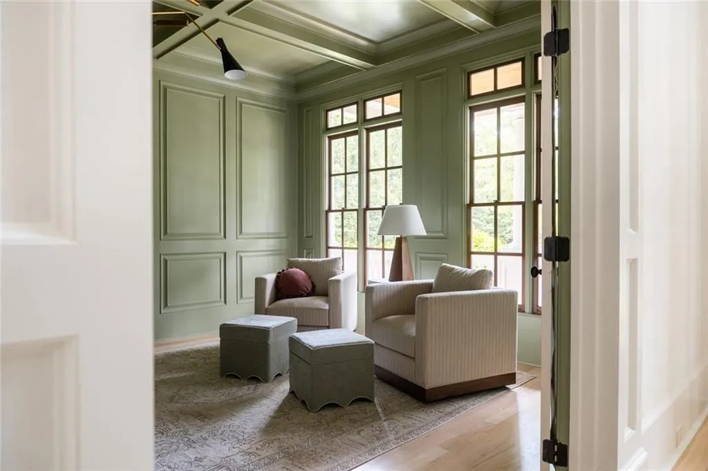 Alpharetta, Georgia 30004, United States, 5 Bedrooms Bedrooms, ,6 BathroomsBathrooms,Residential,Active,222923