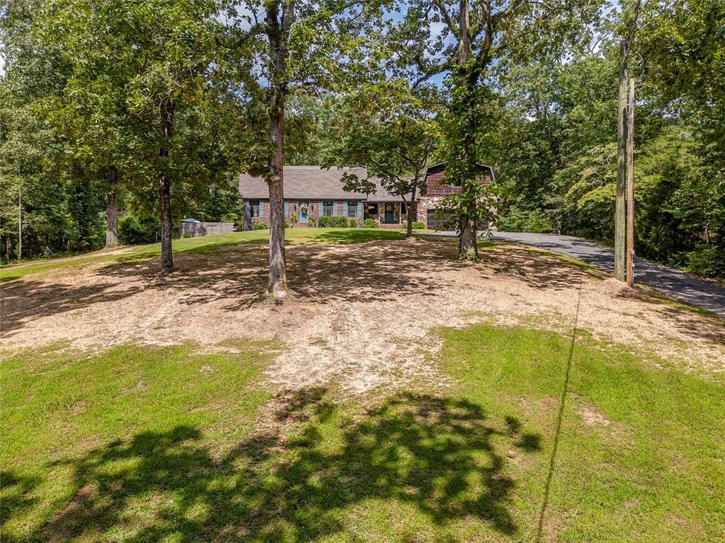 400 RACE HORSE Drive