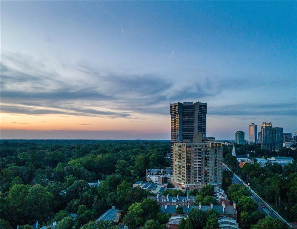 Graydon Buckhead - Residential