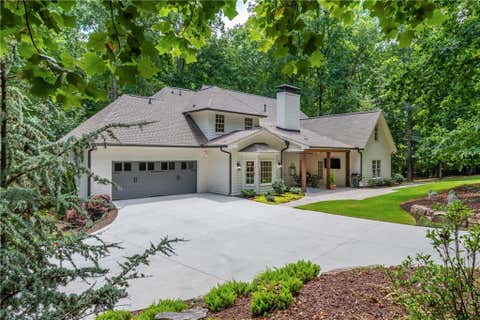 Homes For Sale - 910 Pleasant Hollow Trail<br/> Milton, GA 30004
