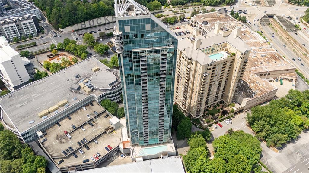 3338 Peachtree Road 2005