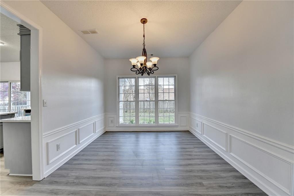 2060 Eagle Nest Bluff