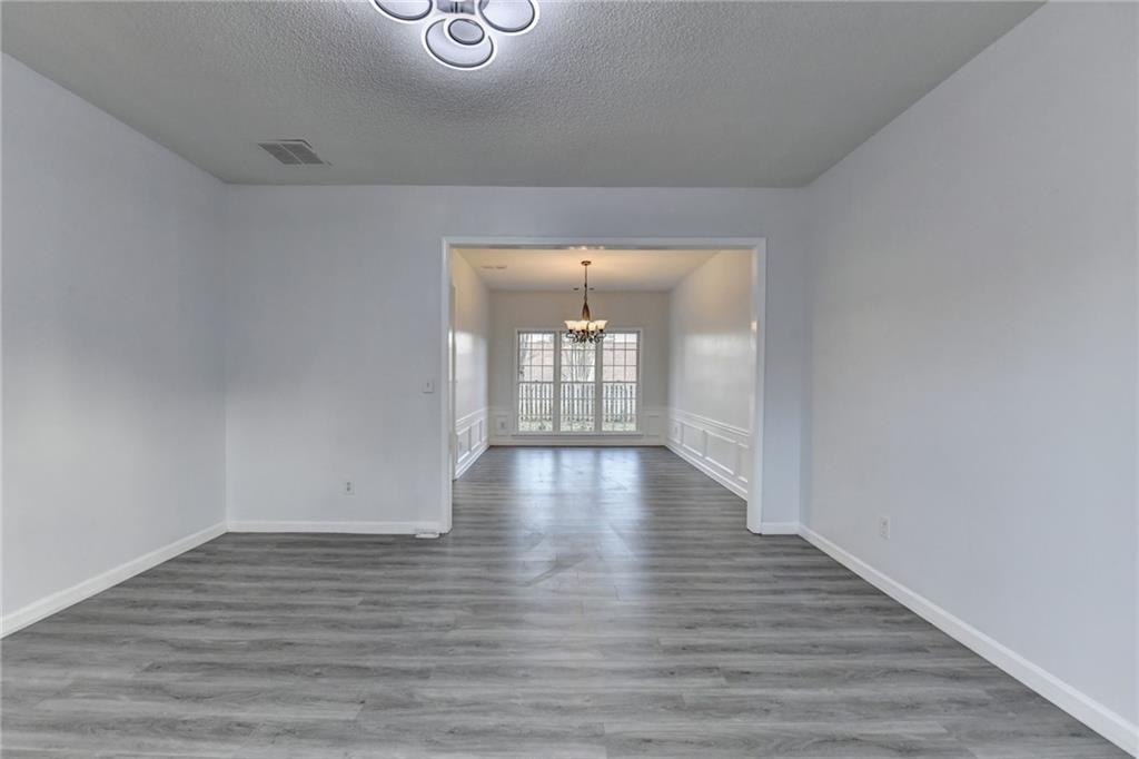 2060 Eagle Nest Bluff