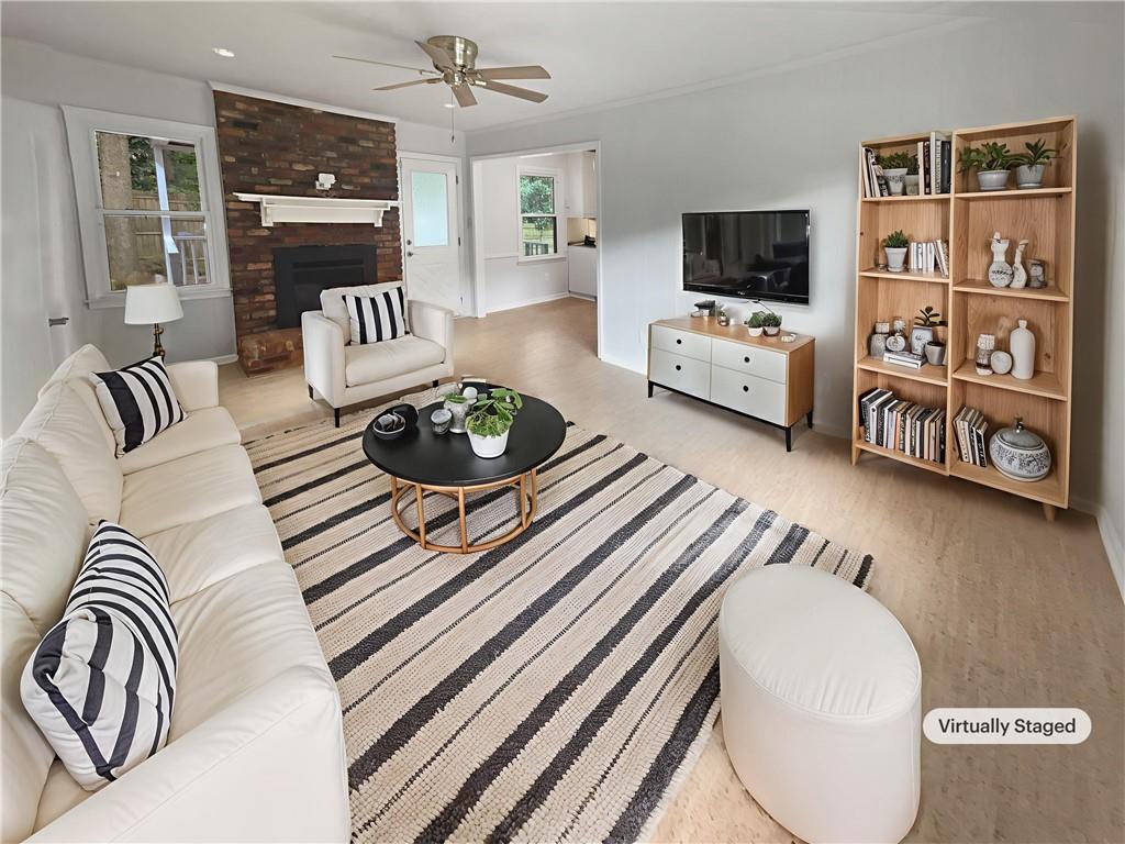4023 Oak Crest Drive