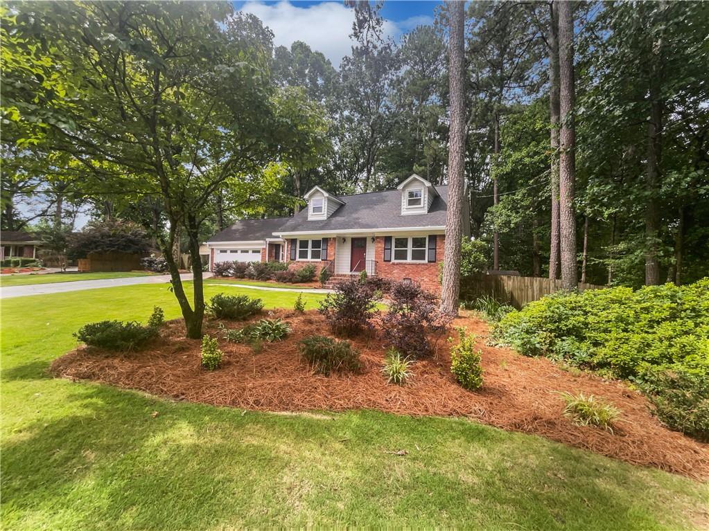 4023 Oak Crest Drive