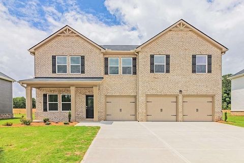 Homes For Sale - 363 Jarrett Street<br/> Fairburn, GA 30213