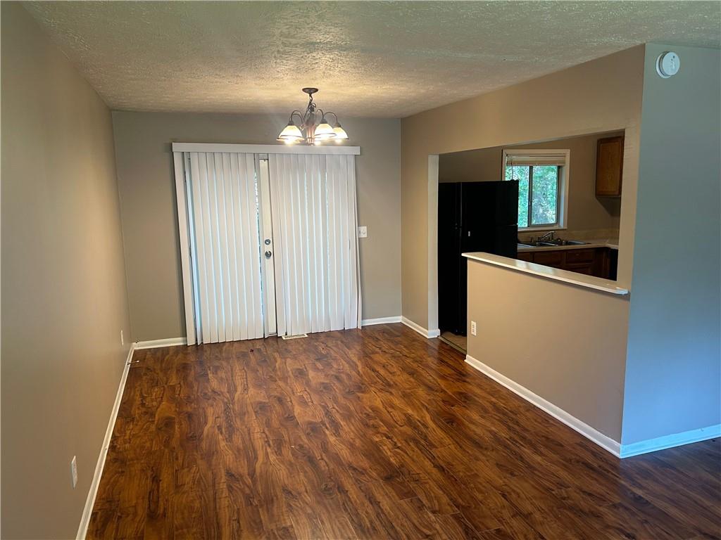 1439 Walnut Ridge Way