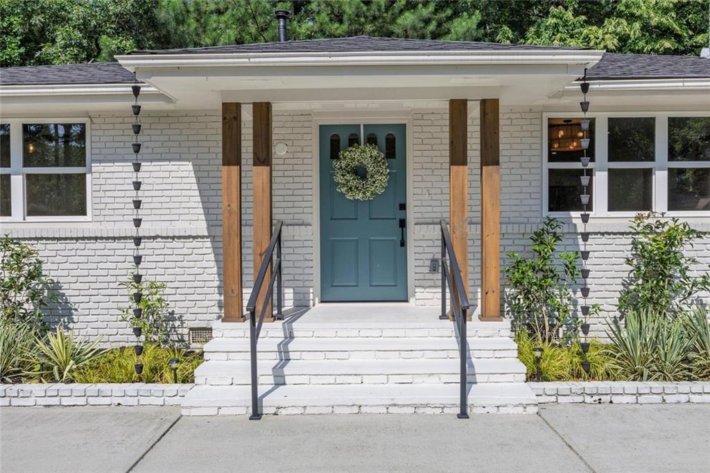 401 Cottonwood Drive