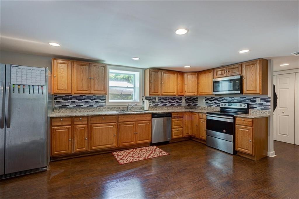 174 Rivertown Road, Fairburn, Georgia image 6