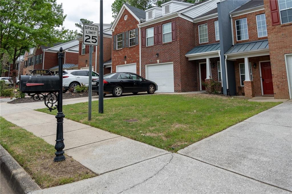 2 Story Townhouse | 3 Bed + 2.5 Bath for lease! Kitchen has breakfast bar, white cabinets & breakfast bar. Floors recently replaced!
Applications go through RentSpree - All adults 18 or older must apply - $38 application fee per adult. Security Deposit of $1,950 after application is accepted will reserve property until move in + first months rent due at move in! NO PETS