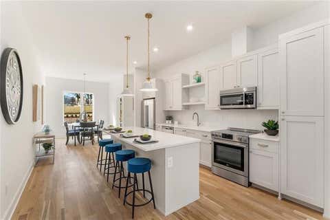 Townhouse For Sale - 1237 Memorial Drive #405<br/> Dekalb County, Atlanta, GA 30316